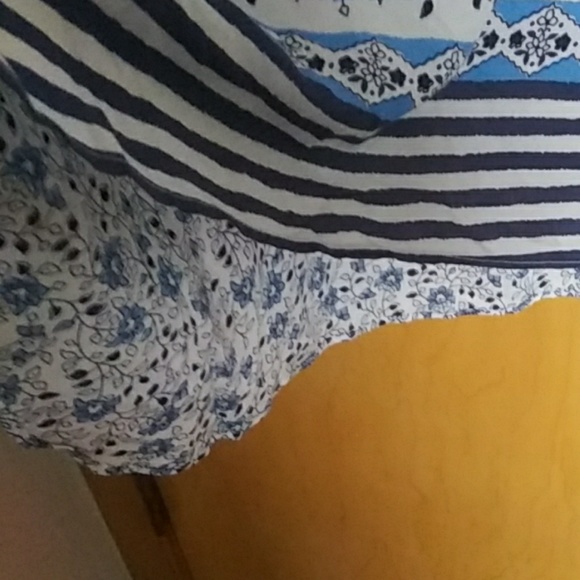 Top - Picture 4 of 4